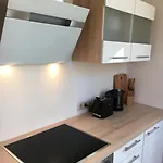 Casa *